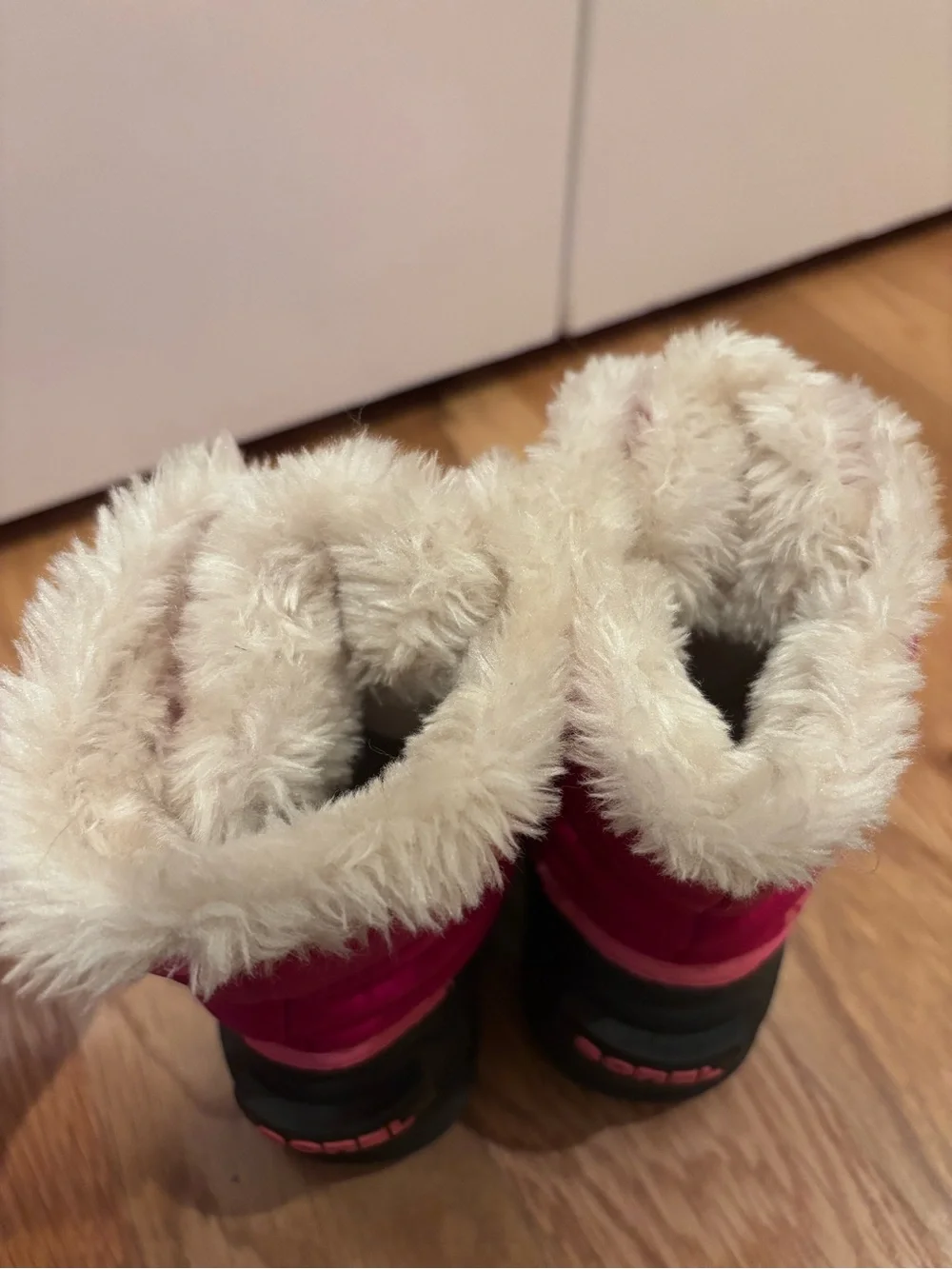 Worn once. Pink Sorel boots. 5T.